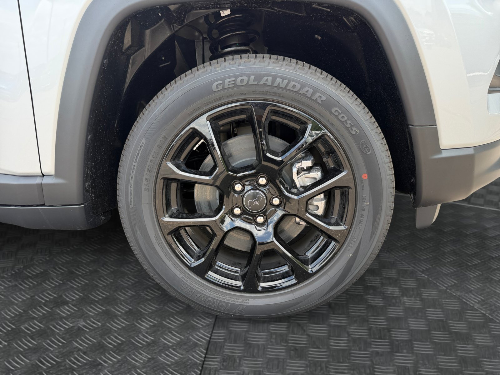 New 2026 Jeep Compass Latitude AWD/4WD image 18