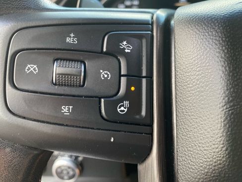 Used 2022 GMC Sierra 1500 AT4 w/ AT4 Premium Package AWD/4WD image 18