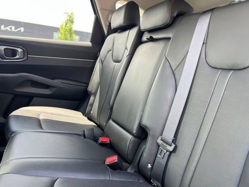 Certified 2024 Kia Sorento S w/ Panoramic Sunroof Package FWD image 37