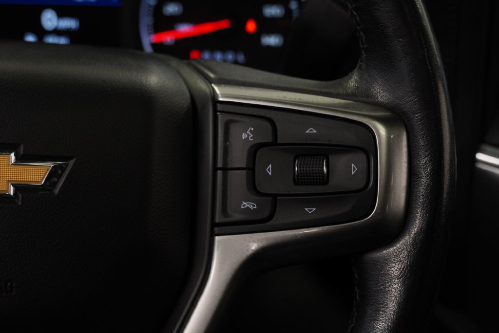 Certified 2021 Chevrolet Silverado 1500 LTZ w/ Z71 Off-Road Package AWD/4WD image 36