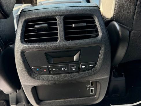 Used 2022 Honda Pilot Special Edition image 14