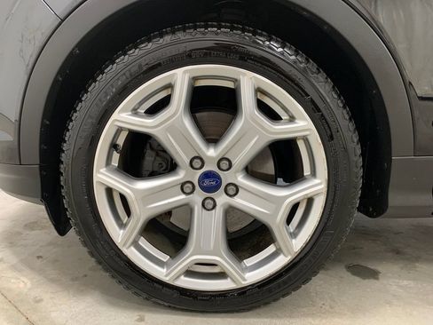 Used 2017 Ford Escape Titanium FWD image 20