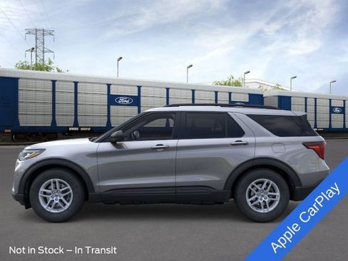 New 2026 Ford Explorer Active AWD/4WD image 3