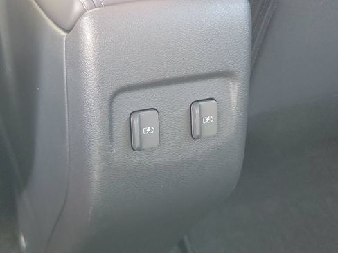Used 2024 Nissan Kicks SV FWD image 27