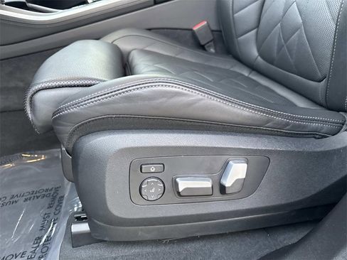 Used 2023 BMW X5 sDrive40i w/ M Sport Package image 24