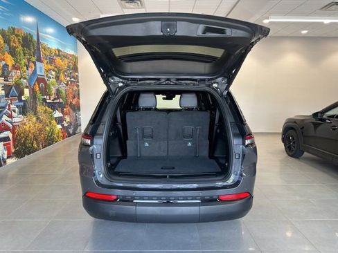 New 2025 Jeep Grand Cherokee L Altitude image 46