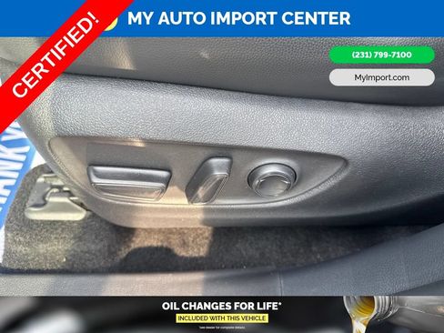 Certified 2025 Toyota Highlander XLE AWD/4WD image 12