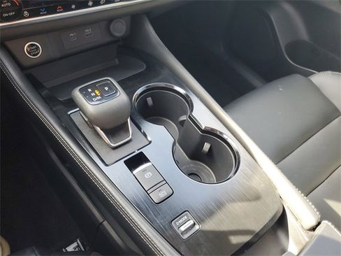 Used 2023 Nissan Rogue SL w/ SL Premium Package image 26