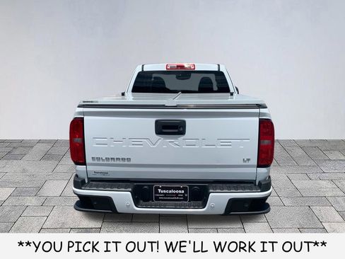 Used 2022 Chevrolet Colorado LT w/ Fleet Safety Package AWD/4WD image 6