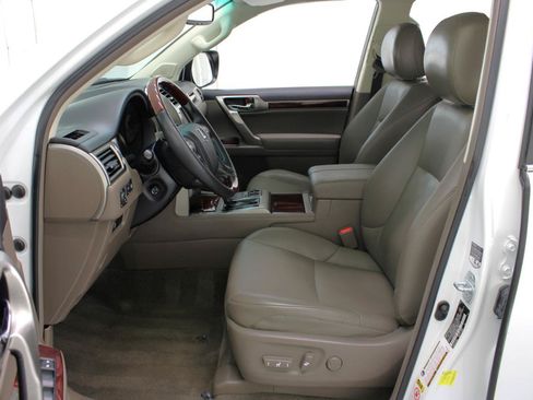Used 2012 Lexus GX 460 w/ Comfort Plus Pkg AWD/4WD image 33