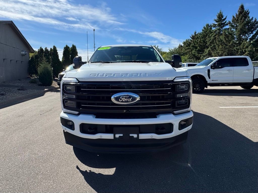 Used 2026 Ford F250 Platinum AWD/4WD image 3