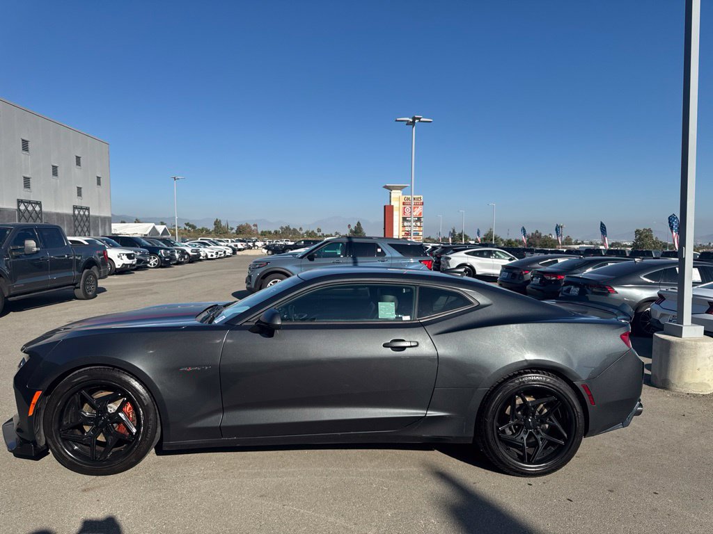 Used 2017 Chevrolet Camaro LT RWD image 14