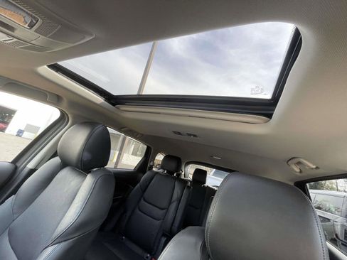 Used 2023 MAZDA CX-9 Touring image 18