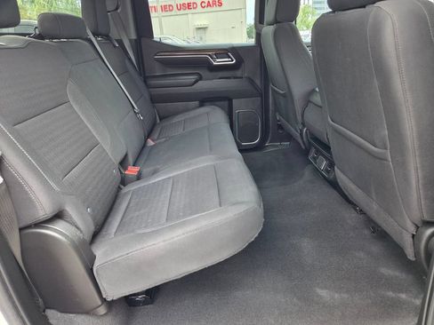 Used 2025 Chevrolet Silverado 1500 LT RWD image 14