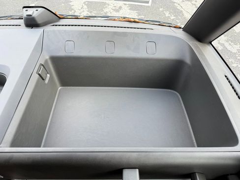 New 2025 Chevrolet Brightdrop 400 w/ Battery Pack, Max Range image 14