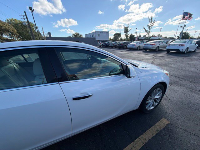Used 2014 Buick Regal FWD image 9