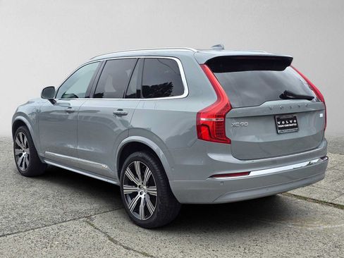Certified 2024 Volvo XC90 T8 Ultimate w/ Protection Package Premier AWD/4WD image 5