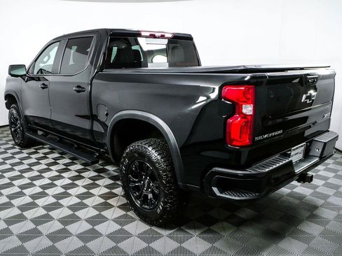 Used 2022 Chevrolet Silverado 1500 ZR2 w/ Technology Package AWD/4WD image 28