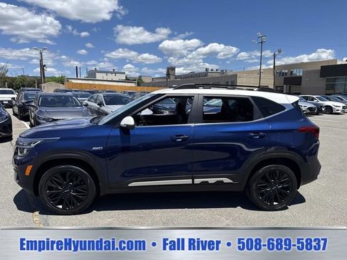 Used 2023 Kia Seltos Nightfall Edition AWD/4WD image 9
