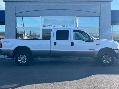 Used 2004 Ford F350 Lariat image 2