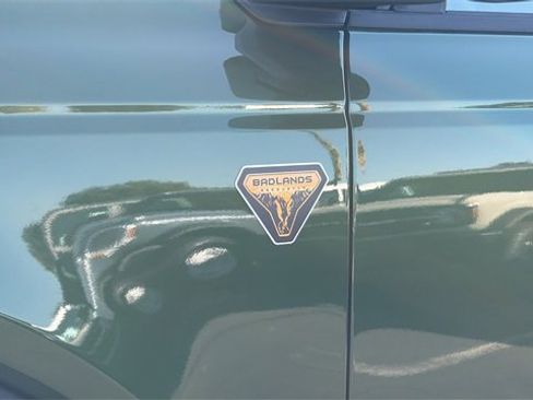 New 2025 Ford Bronco Badlands image 11