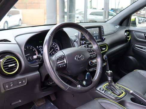 Used 2019 Hyundai Kona Limited AWD/4WD image 39
