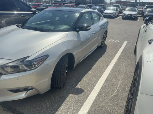 Used 2016 Nissan Maxima 3.5 SL image 2