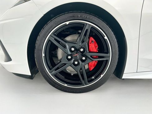 Used 2024 Chevrolet Corvette Stingray Convertible w/ 1LT RWD image 23
