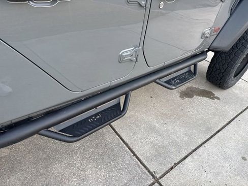 Used 2022 Jeep Gladiator Mojave w/ Trailer Tow Package image 12