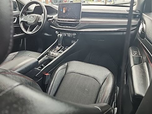 Used 2022 Jeep Compass Trailhawk w/ Trailhawk Convenience Group image 24