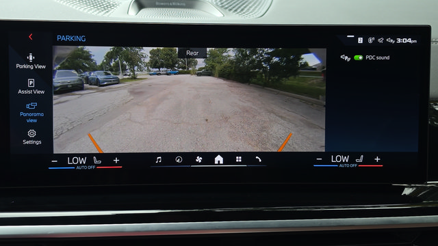 Used 2025 BMW X5 M60i w/ Executive Package AWD/4WD image 56