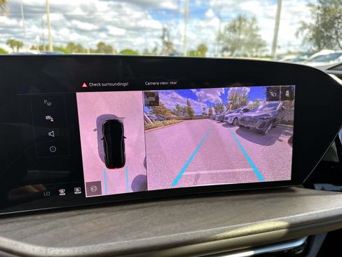 New 2025 Audi Q5 Premium Plus image 24