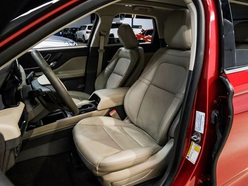 Used 2022 Lincoln Corsair AWD w/ Premium Package image 33
