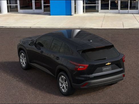 New 2026 Chevrolet Trax LS FWD image 2