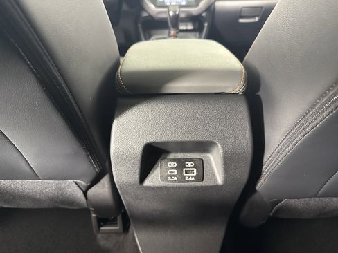 Used 2025 Subaru Crosstrek 2.5i Limited w/ Crosstrek Mirror Package image 23