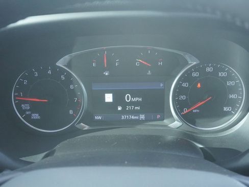 Used 2022 GMC Acadia AT4 w/ Preferred Package image 11