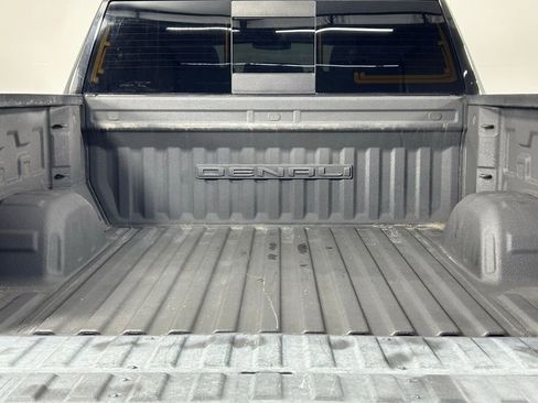 Used 2021 GMC Sierra 1500 Denali AWD/4WD image 15