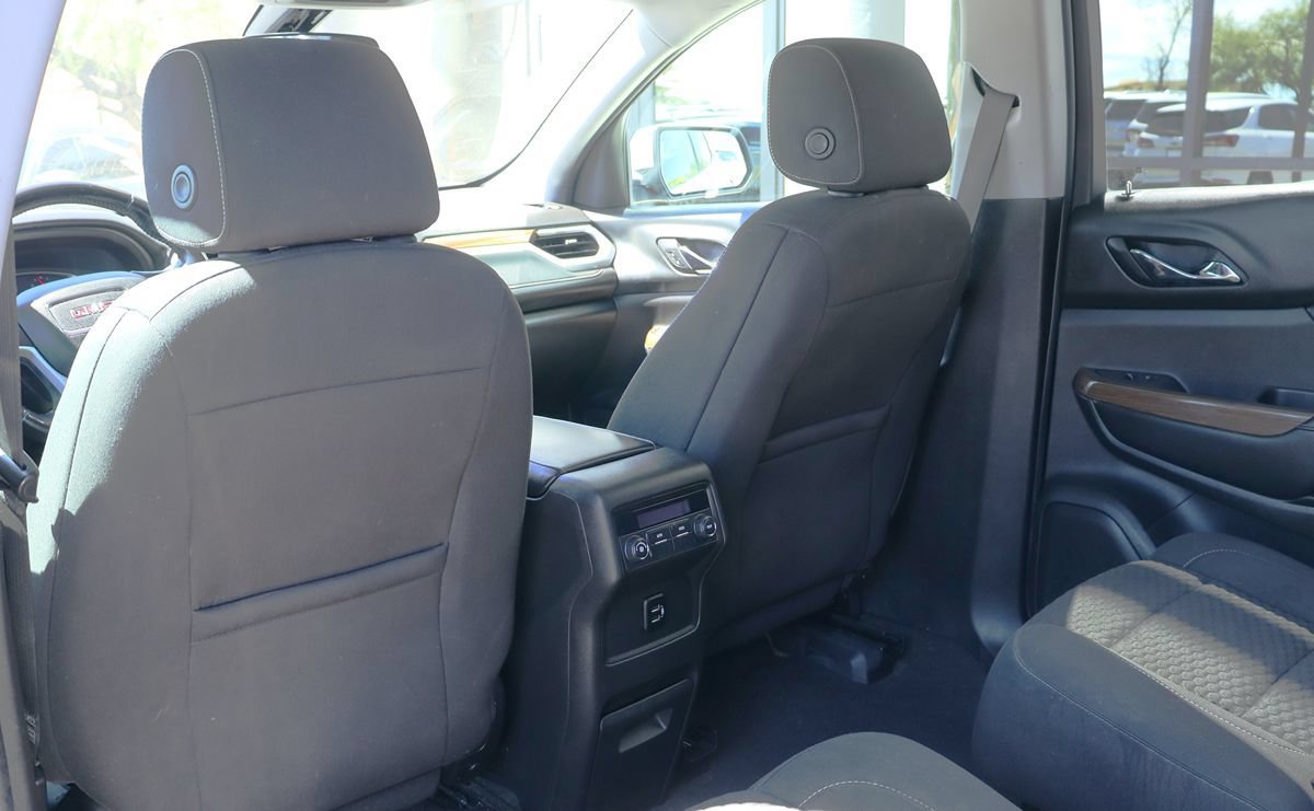 Used 2018 GMC Acadia SLE w/ Driver Alert Package I FWD image 34