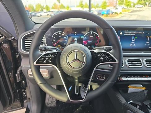 Used 2025 Mercedes-Benz GLE 350 4MATIC image 33