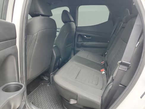 Certified 2025 Hyundai Santa Cruz SE FWD image 16