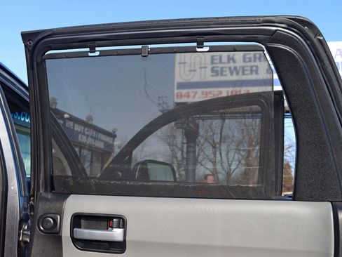 Used 2017 Toyota Sequoia Platinum image 40