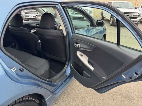 Used 2013 Toyota Corolla S image 18