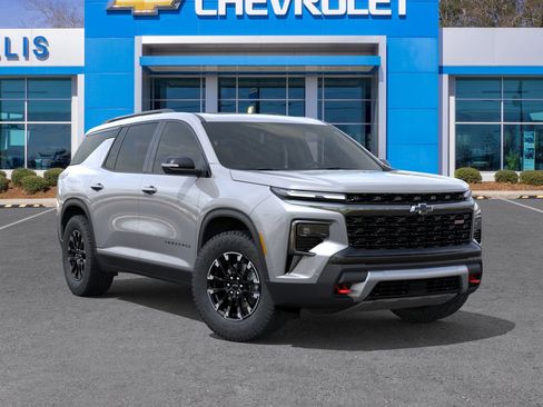 New 2026 Chevrolet Traverse Z71 w/ Enhanced Driving Package image 8