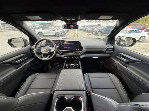 New 2026 Chevrolet Silverado EV LT image 20