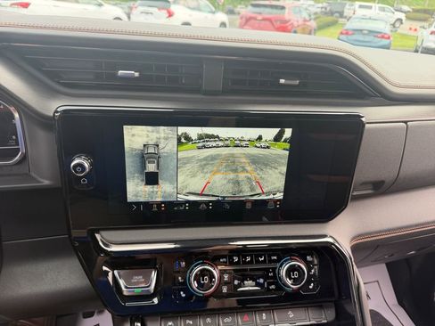 Certified 2024 GMC Sierra 1500 AT4 w/ Technology Package AWD/4WD image 18