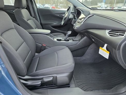 Used 2024 Chevrolet Malibu RS image 18
