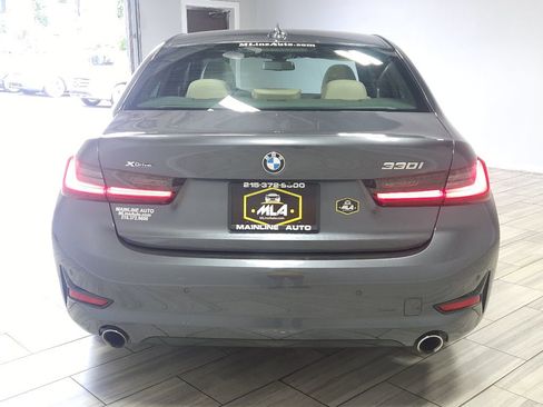 Used 2022 BMW 330i xDrive Sedan w/ Driving Assistance Package image 4
