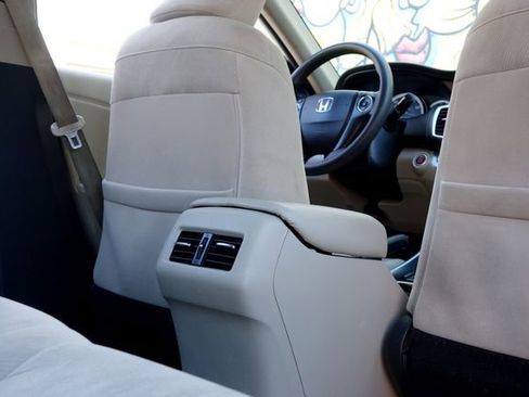 Used 2015 Honda Accord EX image 30