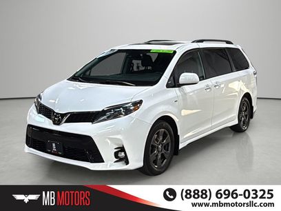 Used 2020 Toyota Sienna SE
