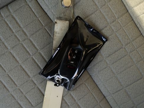 Certified 2026 Honda HR-V LX image 44